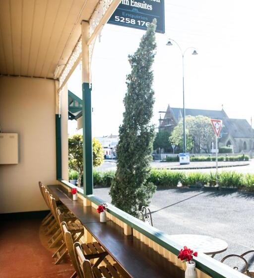 スーペリアー１ベッドルームビラ, Seaview House