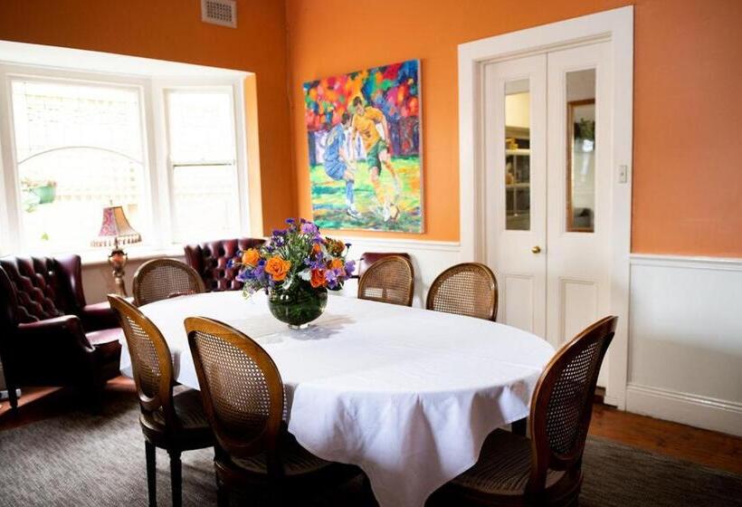 スーペリアー１ベッドルームビラ, Seaview House