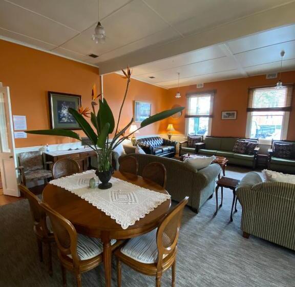 １ベッドルームハウス, Seaview House