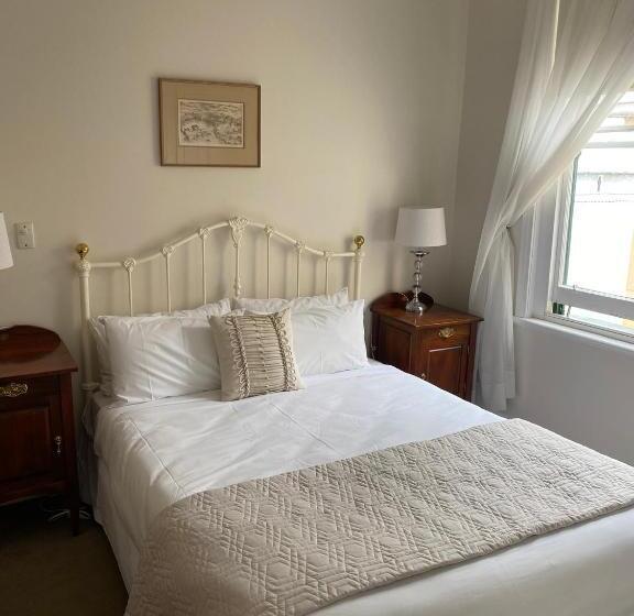 １ベッドルームハウス, Seaview House