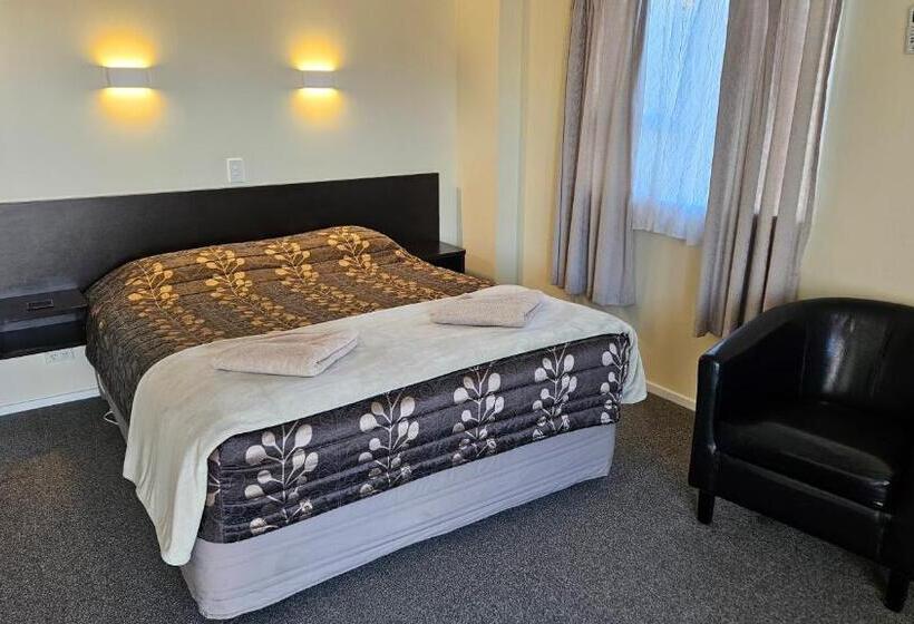 استودیوی استاندارد, Richmond Motel And Holiday Park