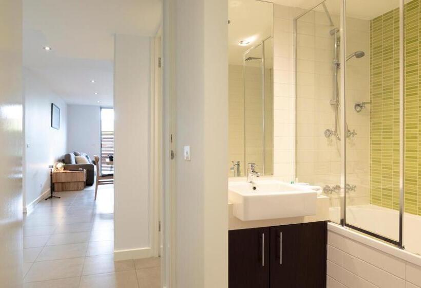 带2个卧室的公寓, The Dolphin Apartments