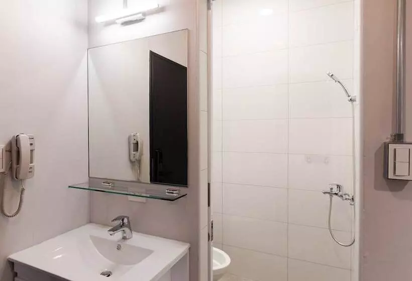 اتاق سوپریور, Miniinn