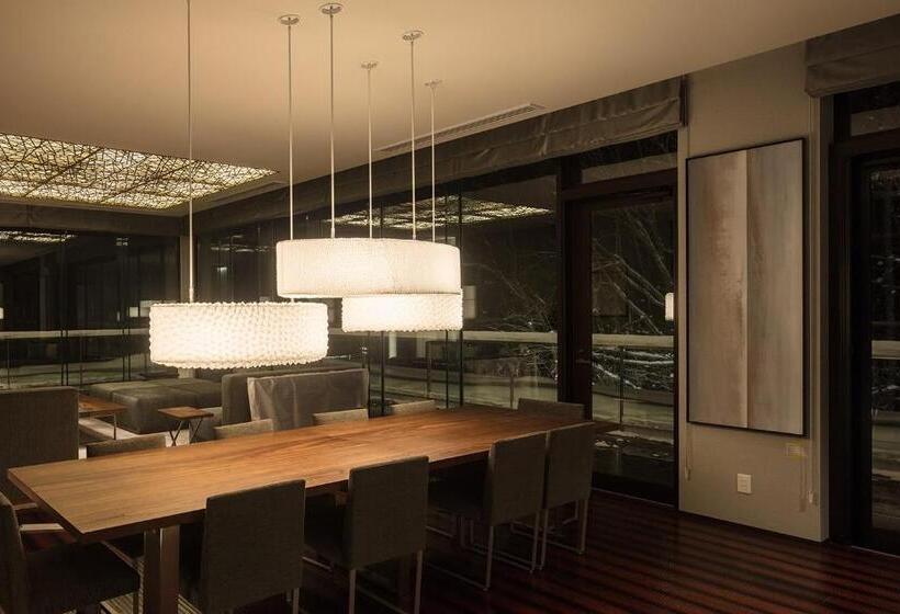 חדר פנטהאוז, Aya Niseko