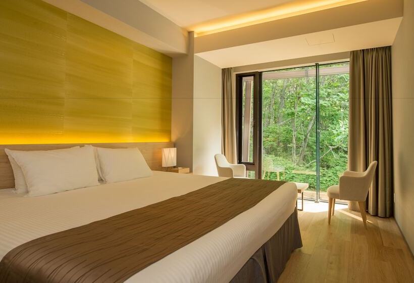 2 Bedroom Apartment with Views, Aya Niseko