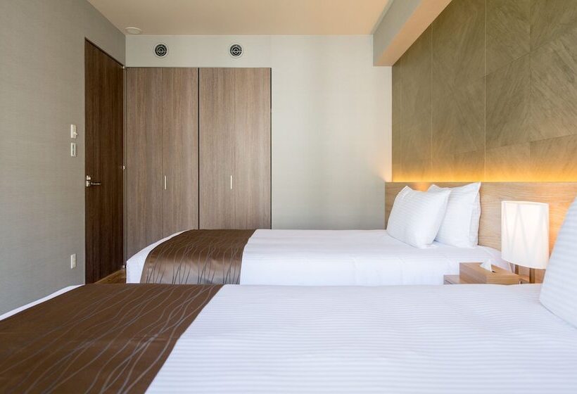 דירת שלושה חדרים, Aya Niseko