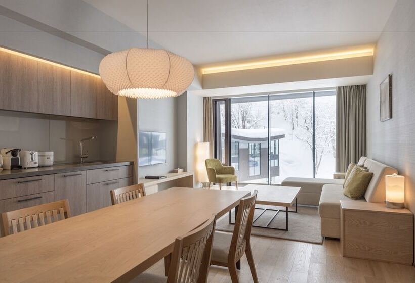 דירת שני חדרים, Aya Niseko