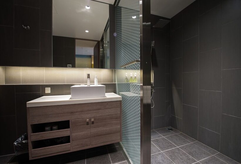 דירת שני חדרים, Aya Niseko