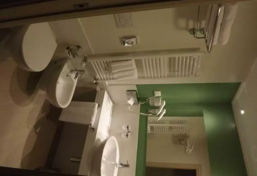 استودیوی استاندارد, Chc Business Residence
