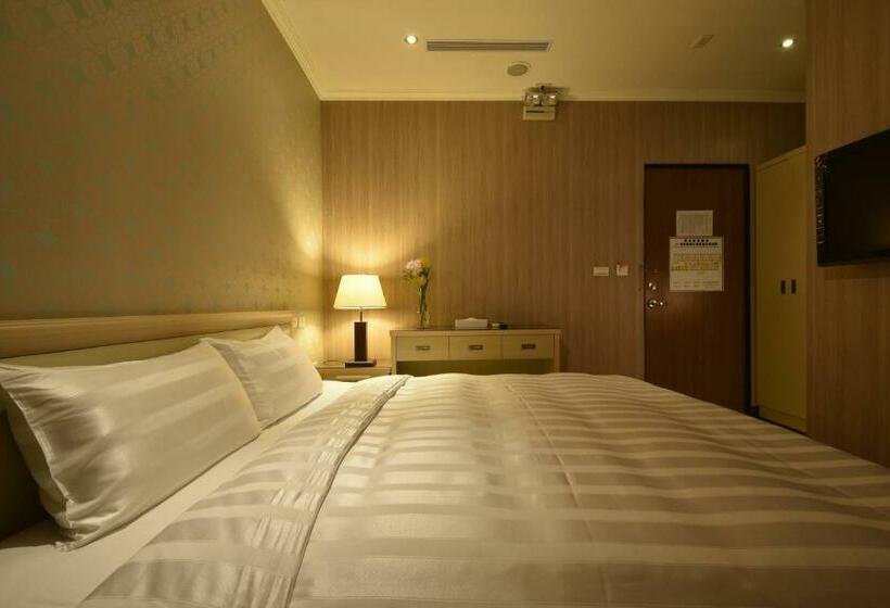 اتاق استاندارد, A Casa