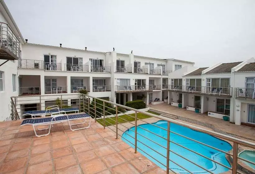 プールビュースタンダードルーム, Arniston Spa