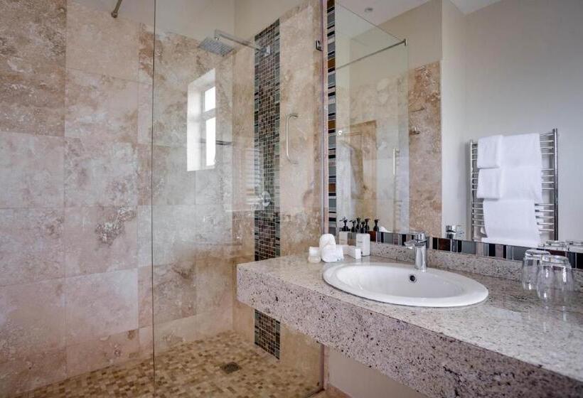 סוויטה, Arniston Spa