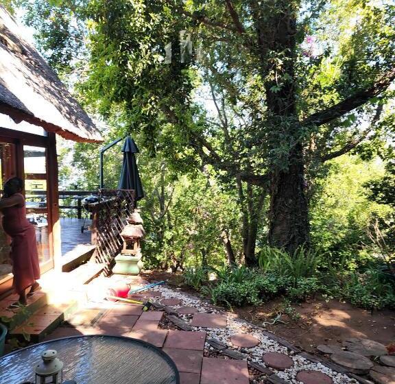 标准间, Bali At Scenic Haven Lodge In Hartbeespoort