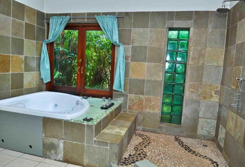 标准间, Bali At Scenic Haven Lodge In Hartbeespoort