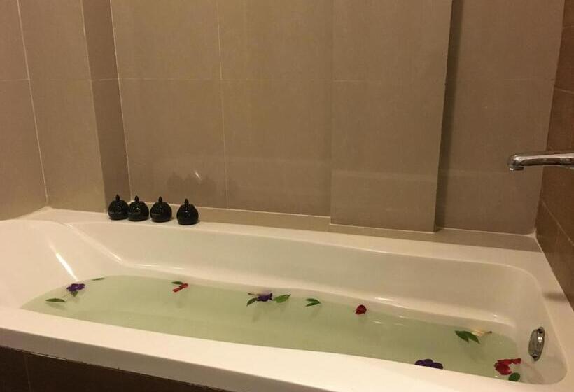 اتاق استاندارد با بالکن, Emerald Sea Resort
