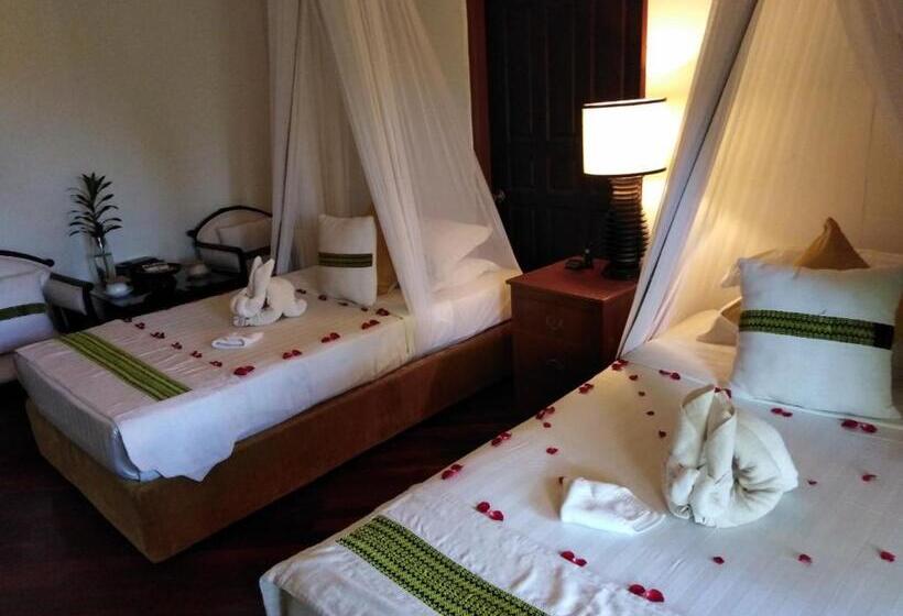 اتاق استاندارد با بالکن, Emerald Sea Resort