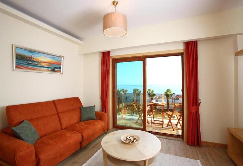 デラックスルーム, Esida