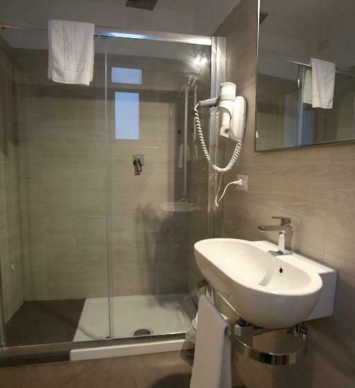 اتاق لوکس, Eubea