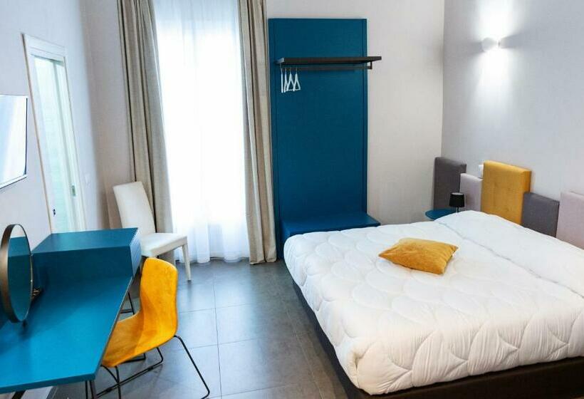 اتاق لوکس, Eubea