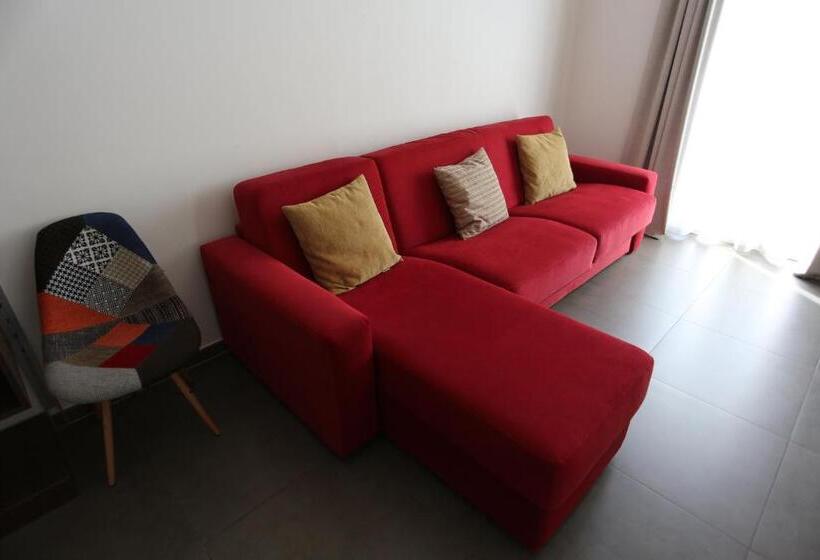 سوییت جونیور, Eubea