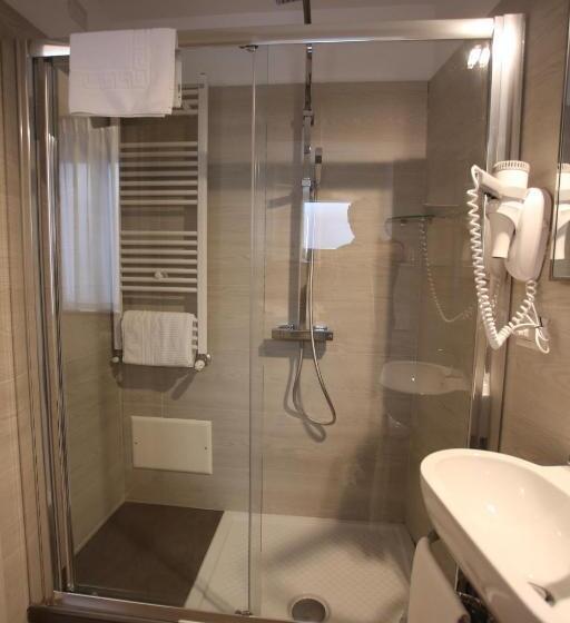 Quarto Triplo Estandar, Eubea