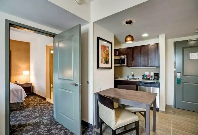 キングサイズベッドのスイートルーム, Homewood Suites By Hilton Christiansburg