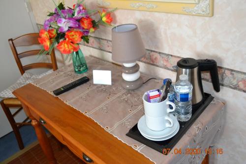 غرفة قياسية, Le Castel