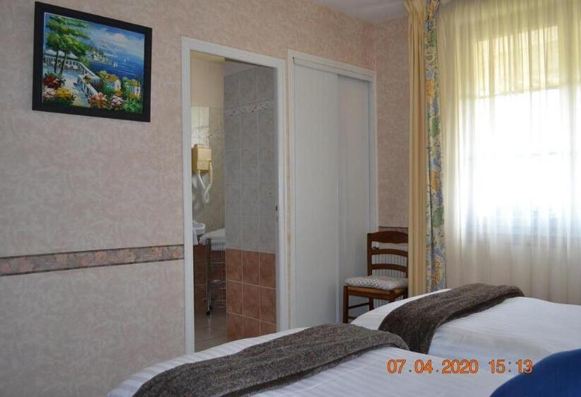 غرفة قياسية, Le Castel