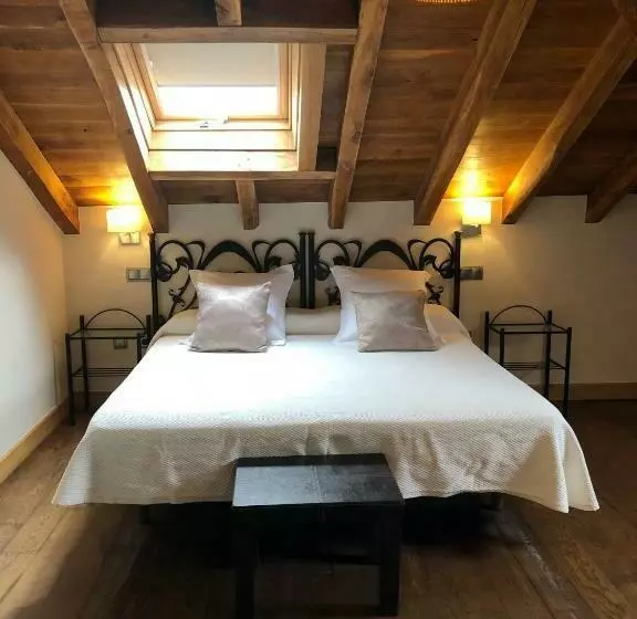 Suite, Palacio De Arce
