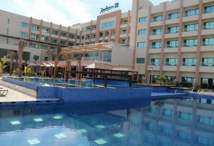 اتاق سوپریور, Radisson Blu Hotel & Resort, Sohar