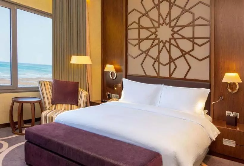 سوییت با چشم‌انداز دریا, Radisson Blu Hotel & Resort, Sohar