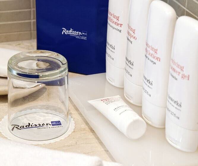 اتاق اجرایی, Radisson Blu Hotel & Resort, Sohar