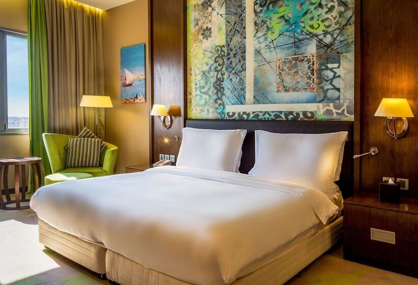 اتاق پرمیوم با چشم‌انداز دریا, Radisson Blu Hotel & Resort, Sohar