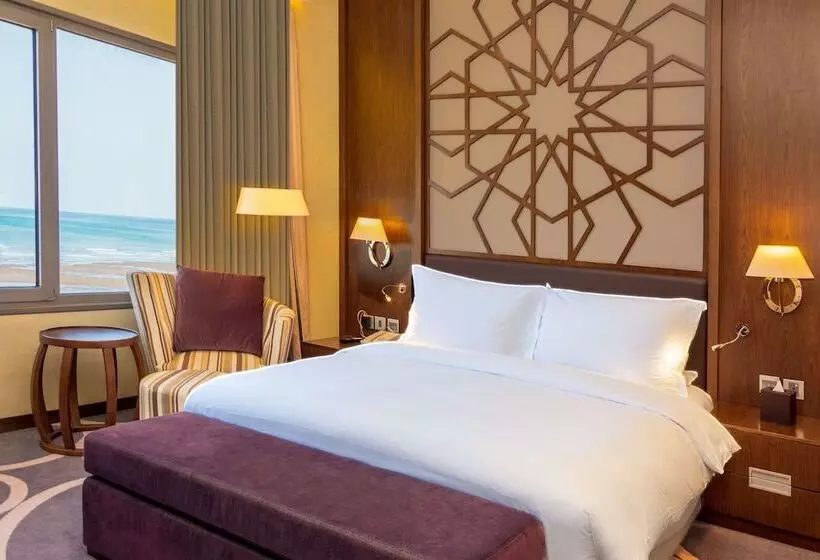 سوییت با چشم‌انداز دریا, Radisson Blu Hotel & Resort, Sohar