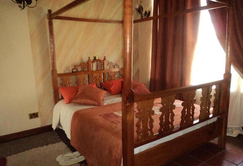 اتاق استاندارد با سرویس بهداشتی مشترک, Sangare Gardens