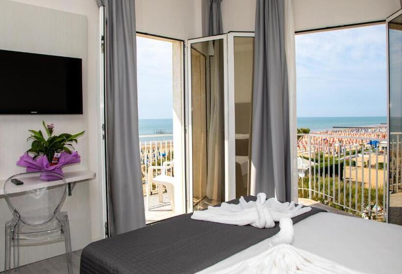 اتاق سوپریور, Sayonara