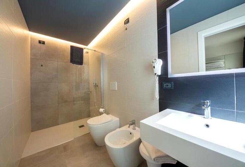 سوئیت جونیور با تراس, Sayonara