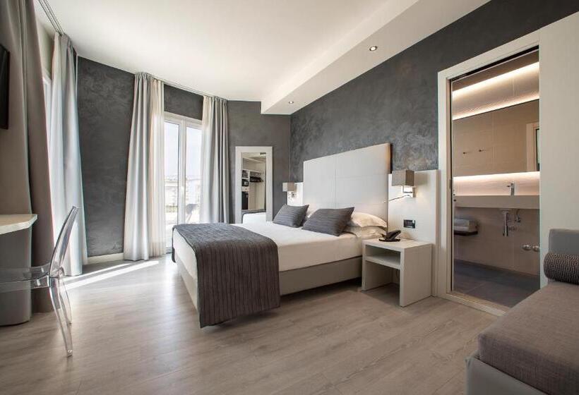 اتاق استاندارد با چشم‌انداز دریا, Sayonara