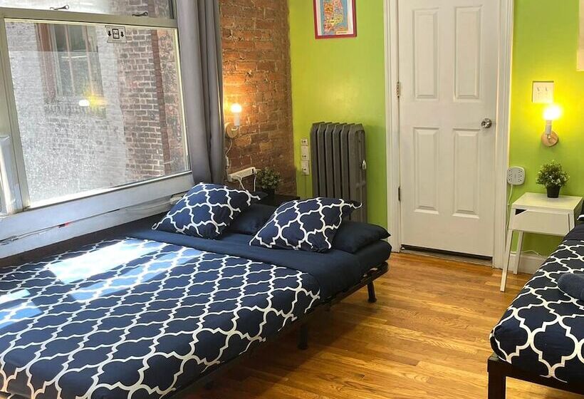 استودیو خانوادگی, Nyc Empire Apartments