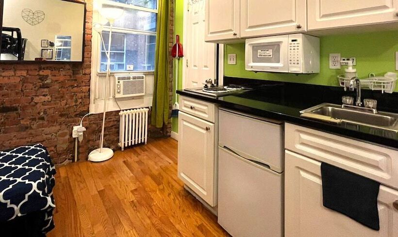 استودیو خانوادگی, Nyc Empire Apartments