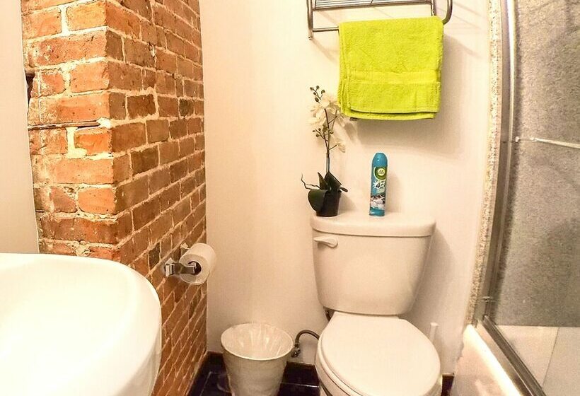 استودیو خانوادگی, Nyc Empire Apartments