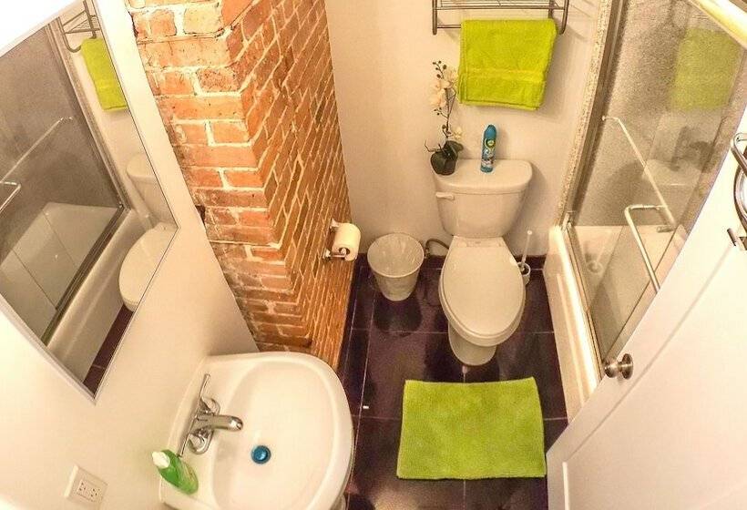 استودیو خانوادگی, Nyc Empire Apartments