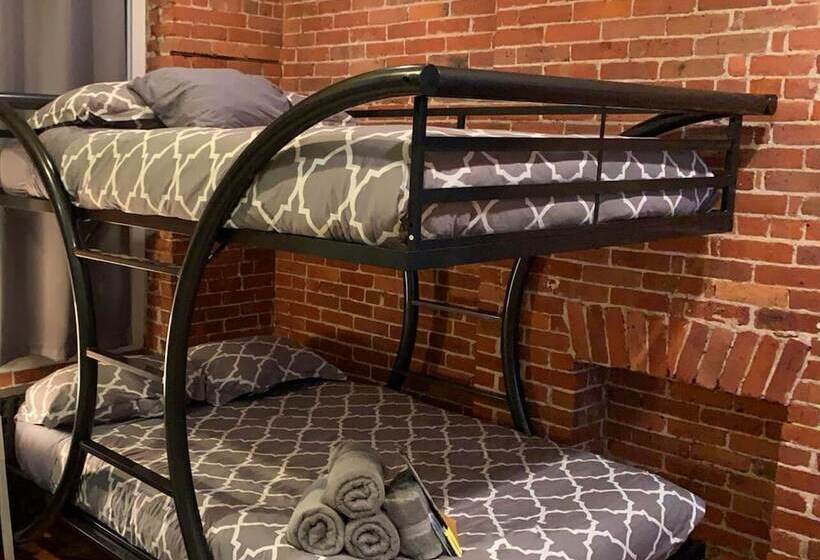 استودیو خانوادگی, Nyc Empire Apartments