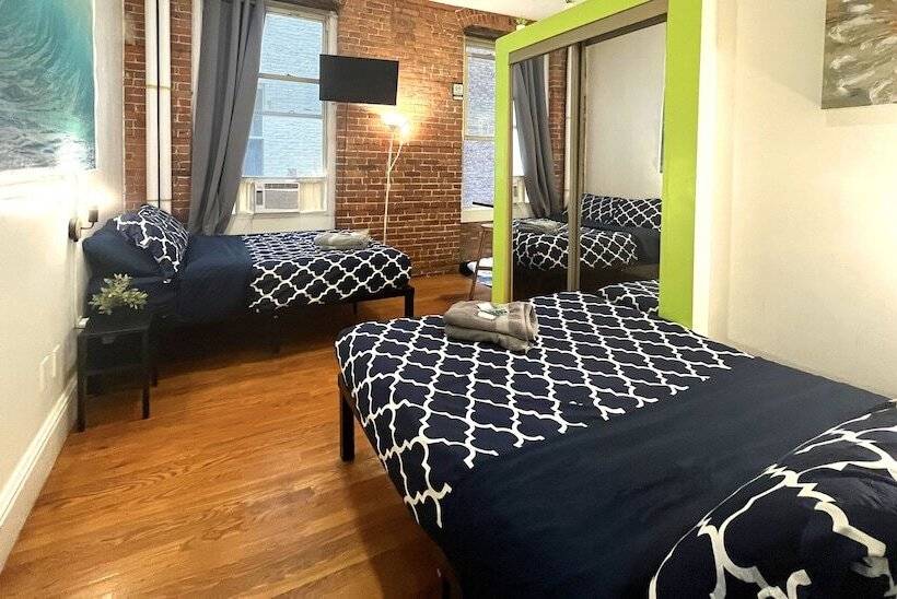 استودیو خانوادگی, Nyc Empire Apartments