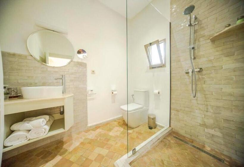 اتاق استاندارد با بالکن, Dar Tanja Boutique