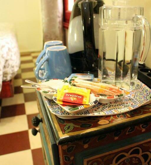 חדר סטנדרט לשלושה, Riad Meftaha