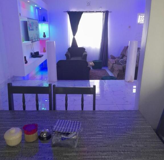 خانه 3 خوابه, Crystal Homes Air Bnb