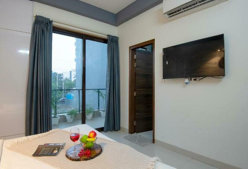 침실 1개 아파트, Serviced Apartment Near Medanta By Bedchambers