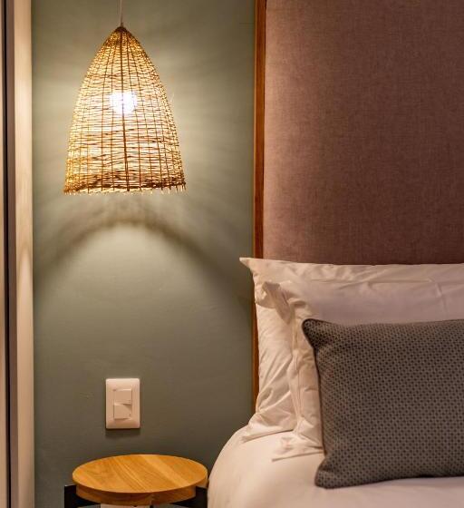 Номер Стандарт, Plett Quarter Hotel   Lion Roars Hotels & Lodges