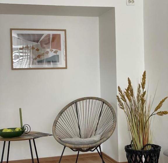 חדר משפחתי חדר אמבטיה משותף, хостел житомир Green House